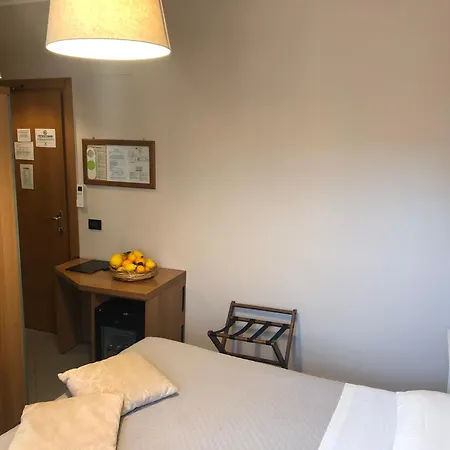 ディ ステファノ 3* ピサ