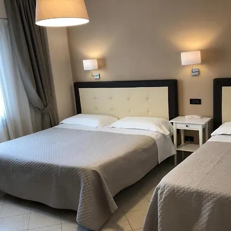 Di Stefano Hotel 3*