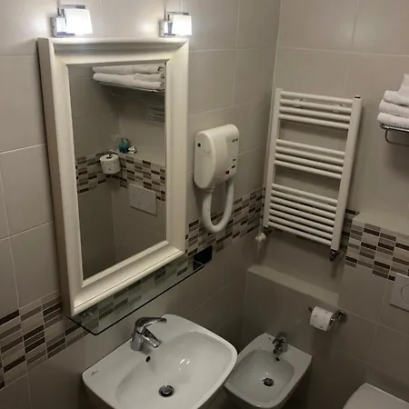 Hotel Di Stefano Pise