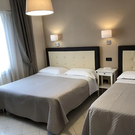 Di Stefano Hotel 3*